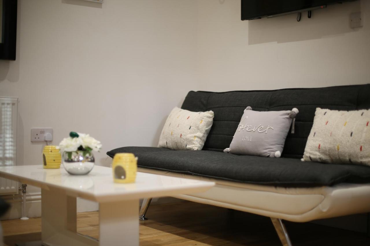 Apartmán Deluxe Flat A In Kensington Olympia Londýn Exteriér fotografie