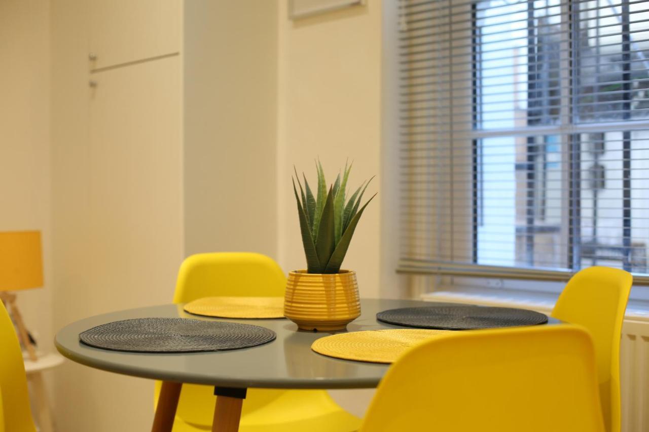 Apartmán Deluxe Flat A In Kensington Olympia Londýn Exteriér fotografie